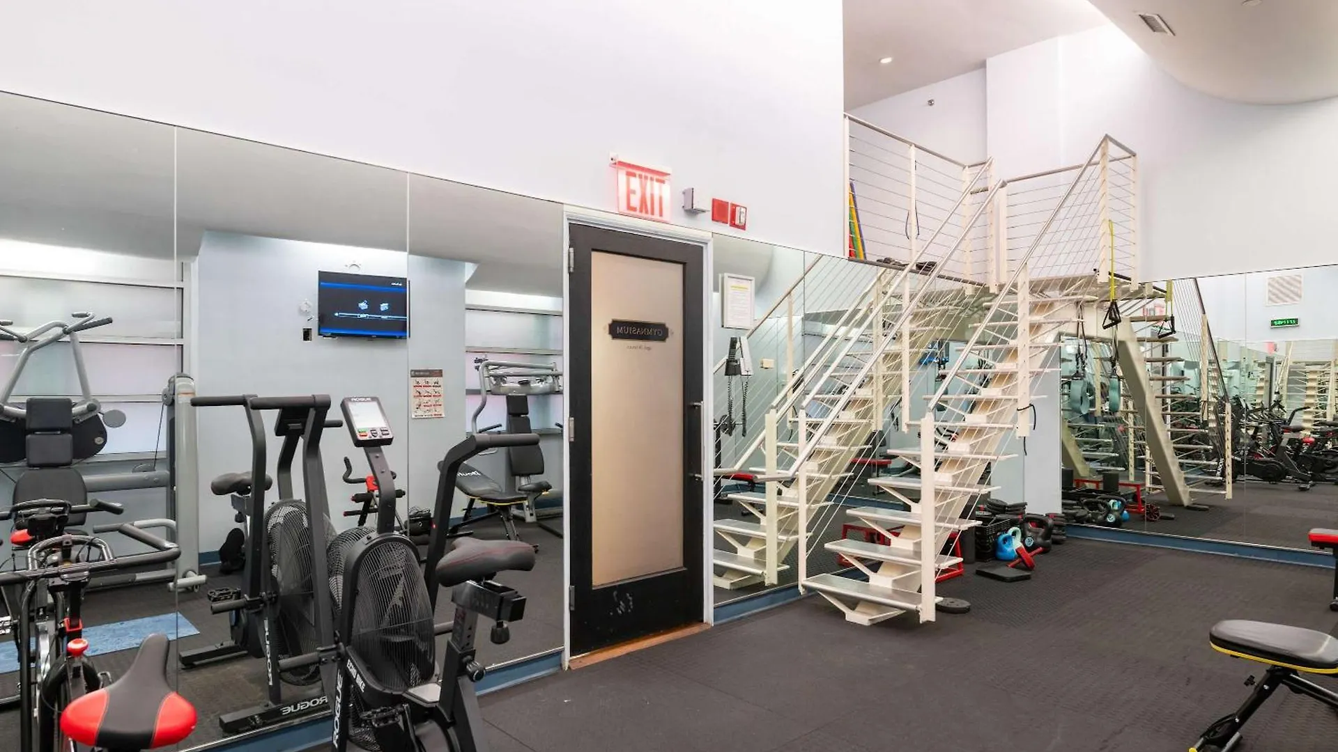 Stunning Apt In The Heart Of New York City Gym