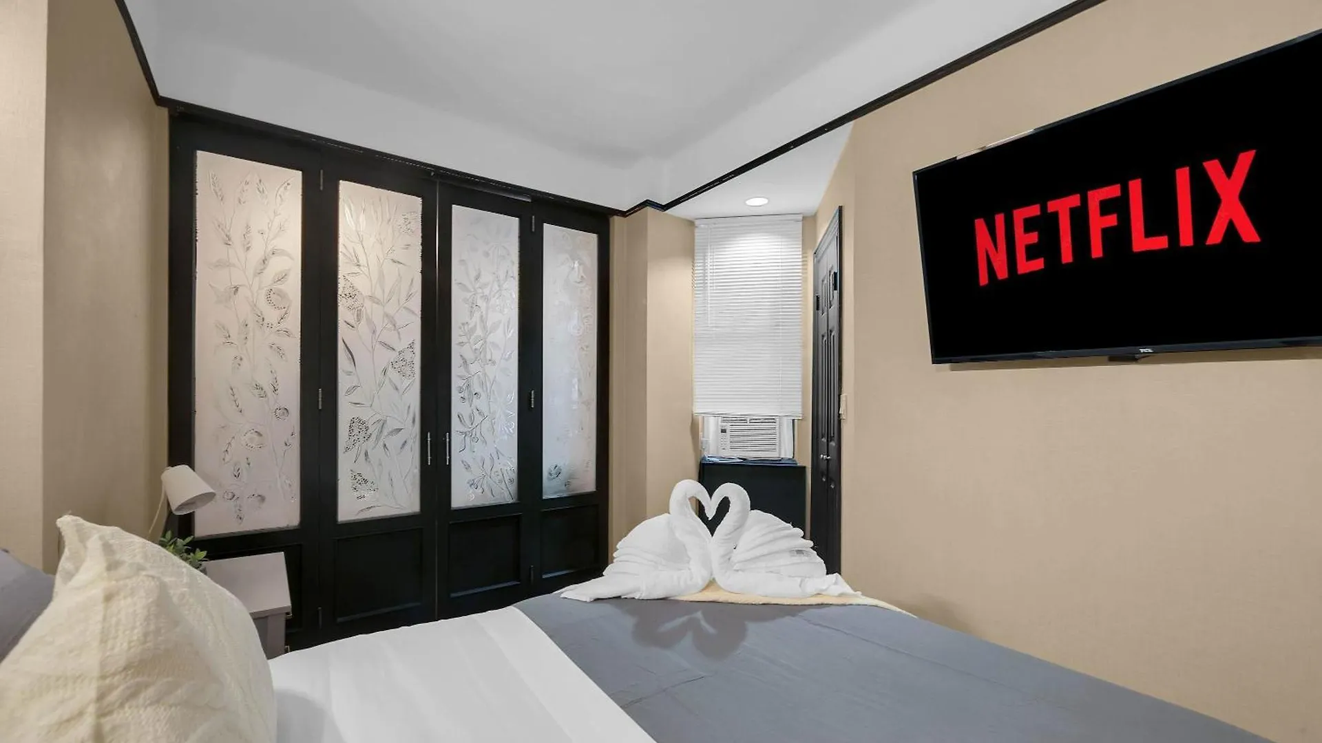 Stunning Apt In The Heart Of New York City Gym