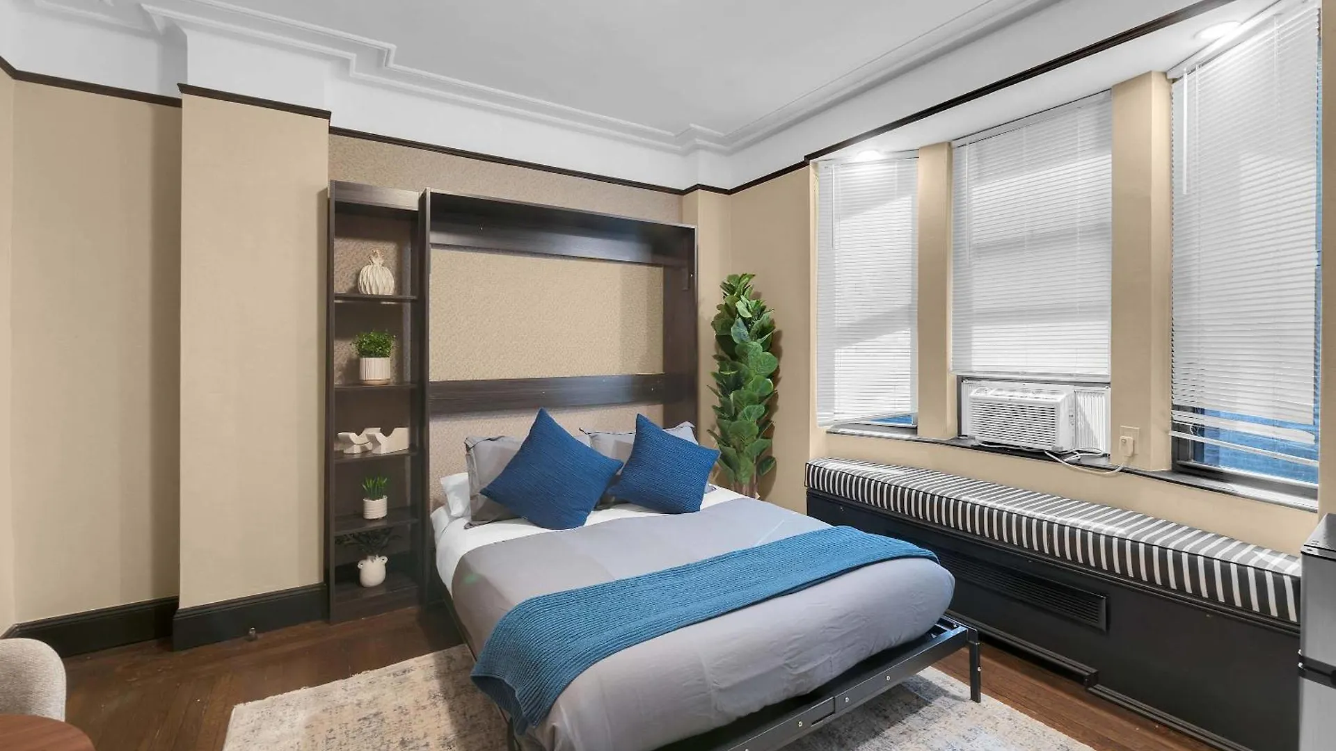 Stunning Apt In The Heart Of New York City Gym 0*,